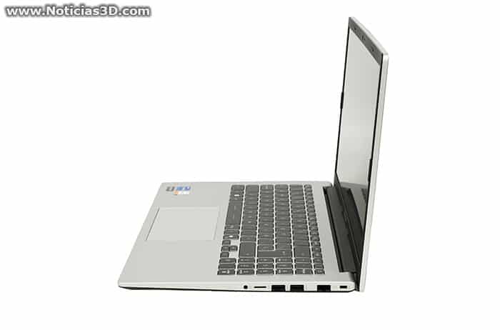 MSI Modern 15 F13MG Foto lateral derecho abierto